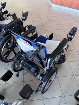 Elektrický invalidní vozík 6001 - 2