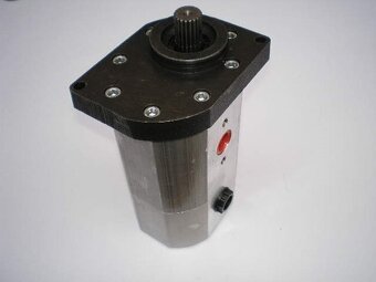 Čerpadlo na Zetor Forterra - 2