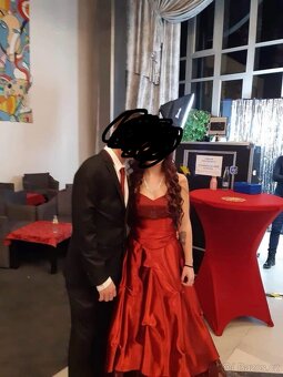 Bordó plesové šaty - 2