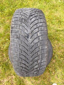 Prodám gumy nokian 255/55R20 - 2