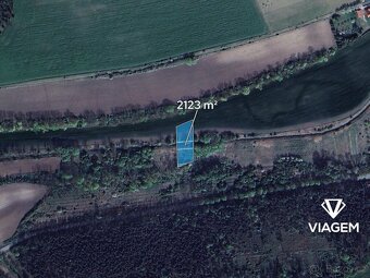 Pole 2 123 m² - 2