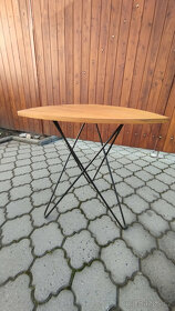 Retro stolek ve tvaru trsátka - 2