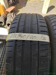 Prodám 2ks letních pneu 225/40/20 Pirelli Pzero RSC - 2