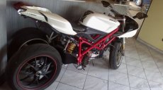 Ducati 848 na náhradní díly+díly motoru - 2