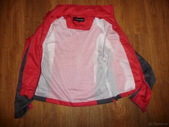 Dívčí bunda Essential na 10-12L- vel.146/152 - 2