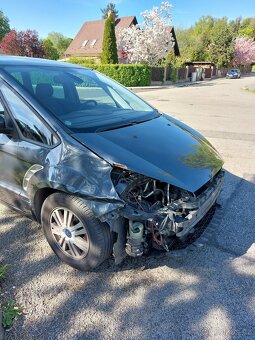 Ford S-MAX 2.0 TDCI 103kW, 2007, bouraný - 2