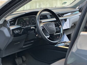 Audi E-Tron 55 Quattro, 300kw, tažné, DPH - 2