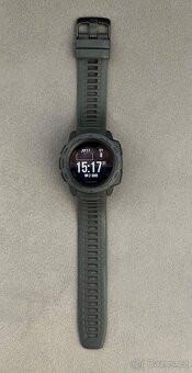 Garmin Instinct, bezvadný stav, výdrž baterie 3 týdny - 2