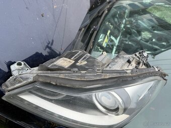 Dvě levé přední světla Mercedes w204 předfacelift / facelift - 2