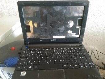 Acer Aspire One - 2