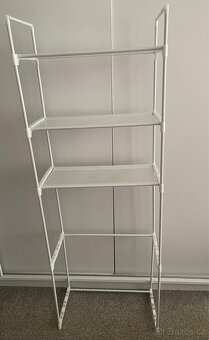 Moderní úložný stojan. - 2