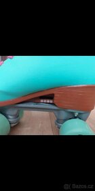 Dětské kolečkové brusle Disco Quads - 2