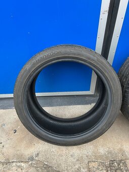 Pneu 215/40 R17 - letní - 2