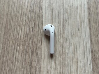 Apple AirPods 2. Generace - Levé Sluchátko - 2