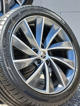 Nová orig alu kola Škoda Superb Pegasus, Dunlop 235/45/18 - 2