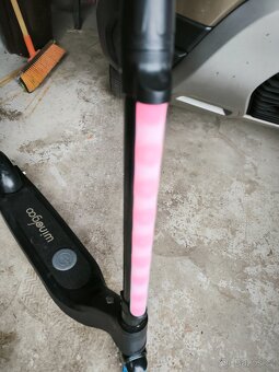 Elektrický dětský Scooter koloběžka - 2