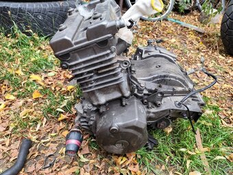 Motor jamaha - 2