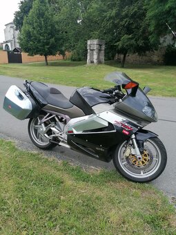 Aprilia rst 1000 futura - 2