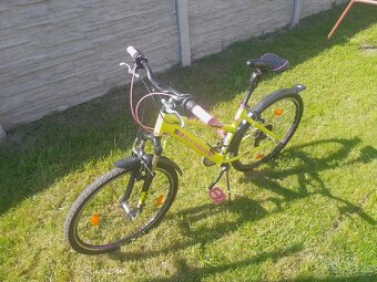 Dívčí kolo 16" - 2