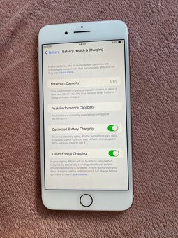 iPhone 8 Plus 64GB Zlatý - Top Stav - 2