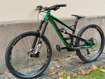 YT Industries Capra AL Comp 2 vel. L roku 2016 - 2