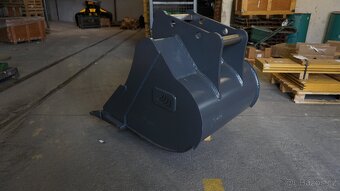 Podkopová lžíce L900 pro stroje 8 - 9.9 tuny - 2