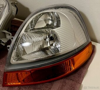 Přední světla Renault Master ll - 2