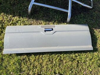 Prodám věci na mitsubishi l200 - 2