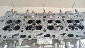 Mitsubishi L200 hlava motoru - 2