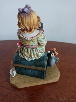 figurka dívka - 2