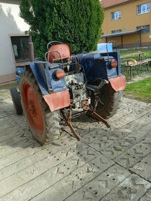 Traktor Zetor 25k - 2