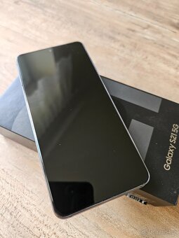 Samsung Galaxy S21 5G 8/128 black - TOP stav - 2