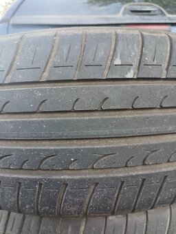 225/45R17dunlop - 2