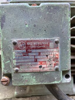 Prodám kompresor Orlík Elektromotor 2,2kW. - 2