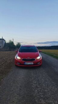 Prodám Kia Cee’d SW 1.4 CVVT, r. v. 2014 – 120 000 Kč - 2