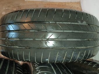 Letní pneu 235/55/19 - 2