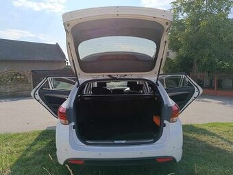 Hyundai i40 combi 1.7 CRDi - 2