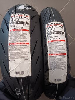Sada Bridgestone S22 120/70-17+180/55-17 - 2