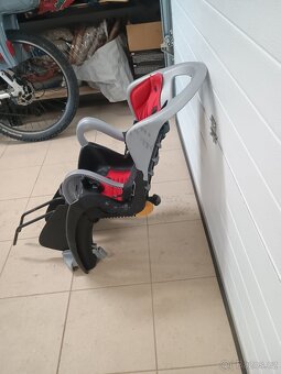 Prodám polohovatelnou sedačku na kolo. - 2