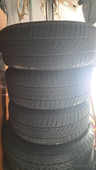 ALU kola s pneu 225/45 R17 runflat . Bmw - 2