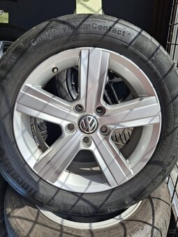 Alu kola original Volkswagen , R16 + letní pneu 205/55 R16 - 2