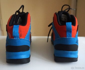 Dětské kotníčkové boty Adidas AX2 MID CP K vel.30 - 2