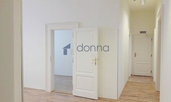 Kanceláře po nadstandardní rekonstrukci 257m2 + garáže, ul. - 2