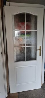 použité interiérové dveře SAPELI + zárubně - 2