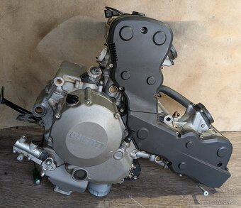 Ducati 848 - 2