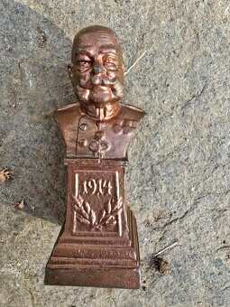 FRANTIŠEK JOSEF -BUSTA 1914 - 2