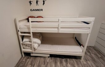 Dvoupatrová postel - 2