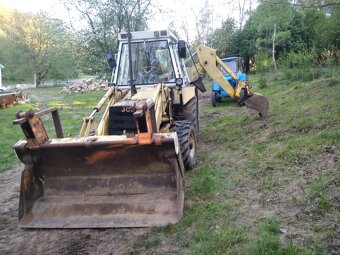 Traktorbagr JCB 3cx 1985 4x4 - 2