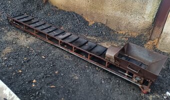 Pásový dopravník  s unašeči - 2