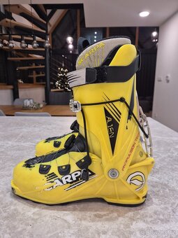 Scarpa Alien - Mondo 28 - 2